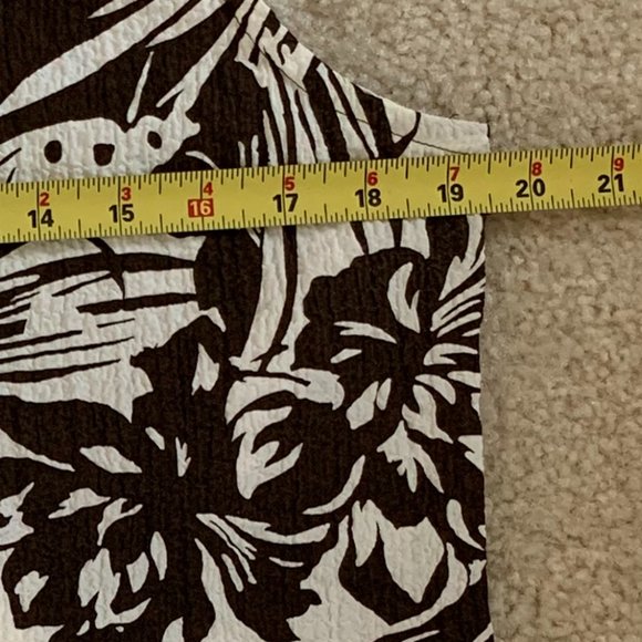 🎉HP🎉 Crinkle Tank Top SZ Petite L Tropical Floral Scoop Neck, Layered-look EUC - Picture 8 of 14